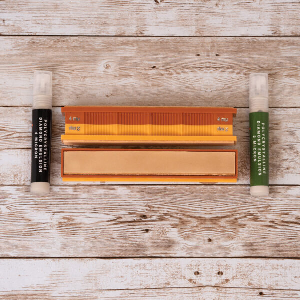 WKE0402PDE_add_01-1.jpg Afilador Wicked Edge 4um/2um Dia Emulsion and Strop WE0402PDE